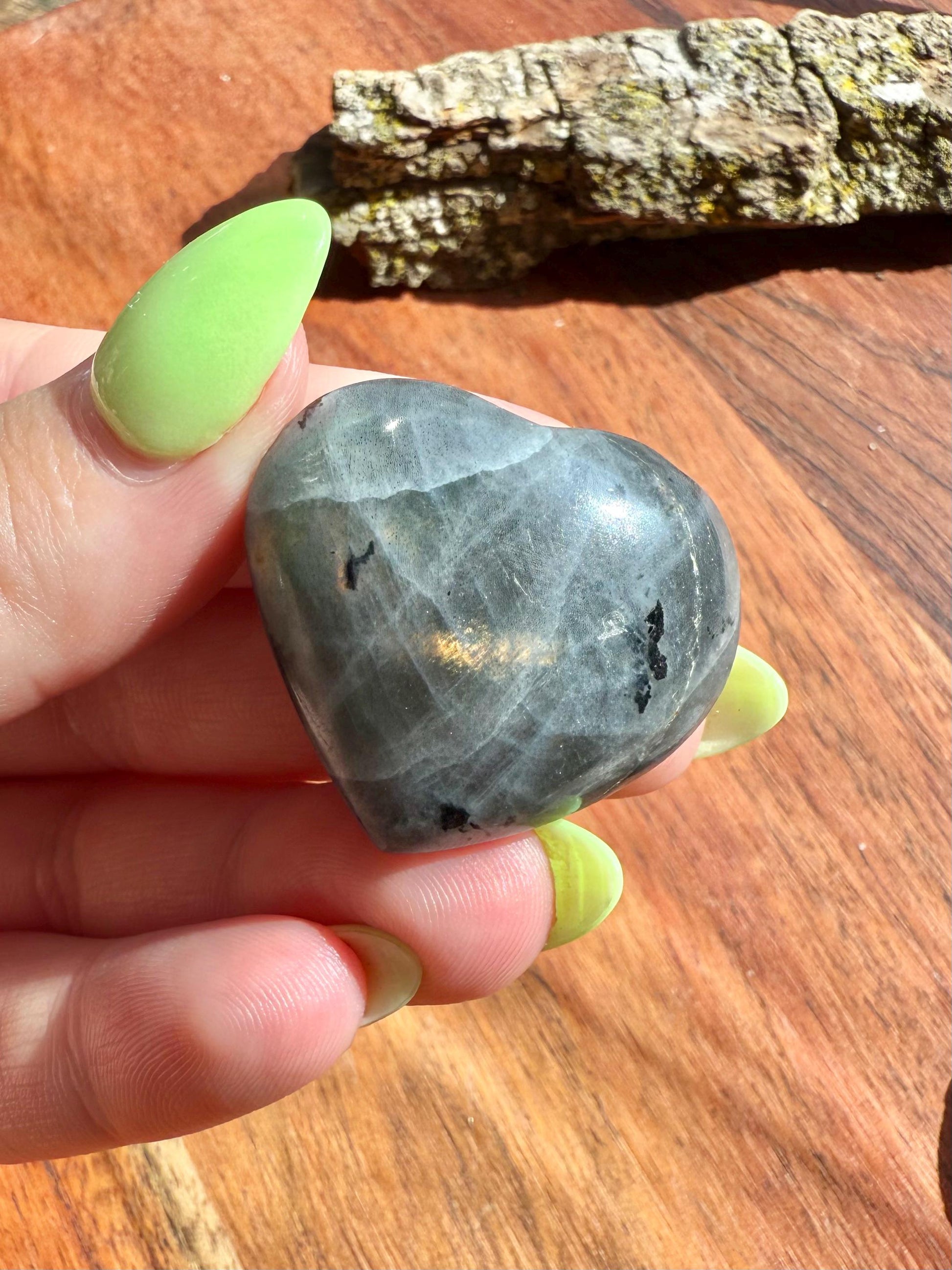 Flashy Labradorite Heart (Small)