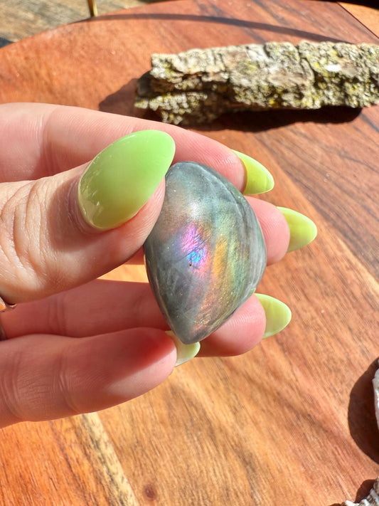 Flashy Labradorite Heart (Small)