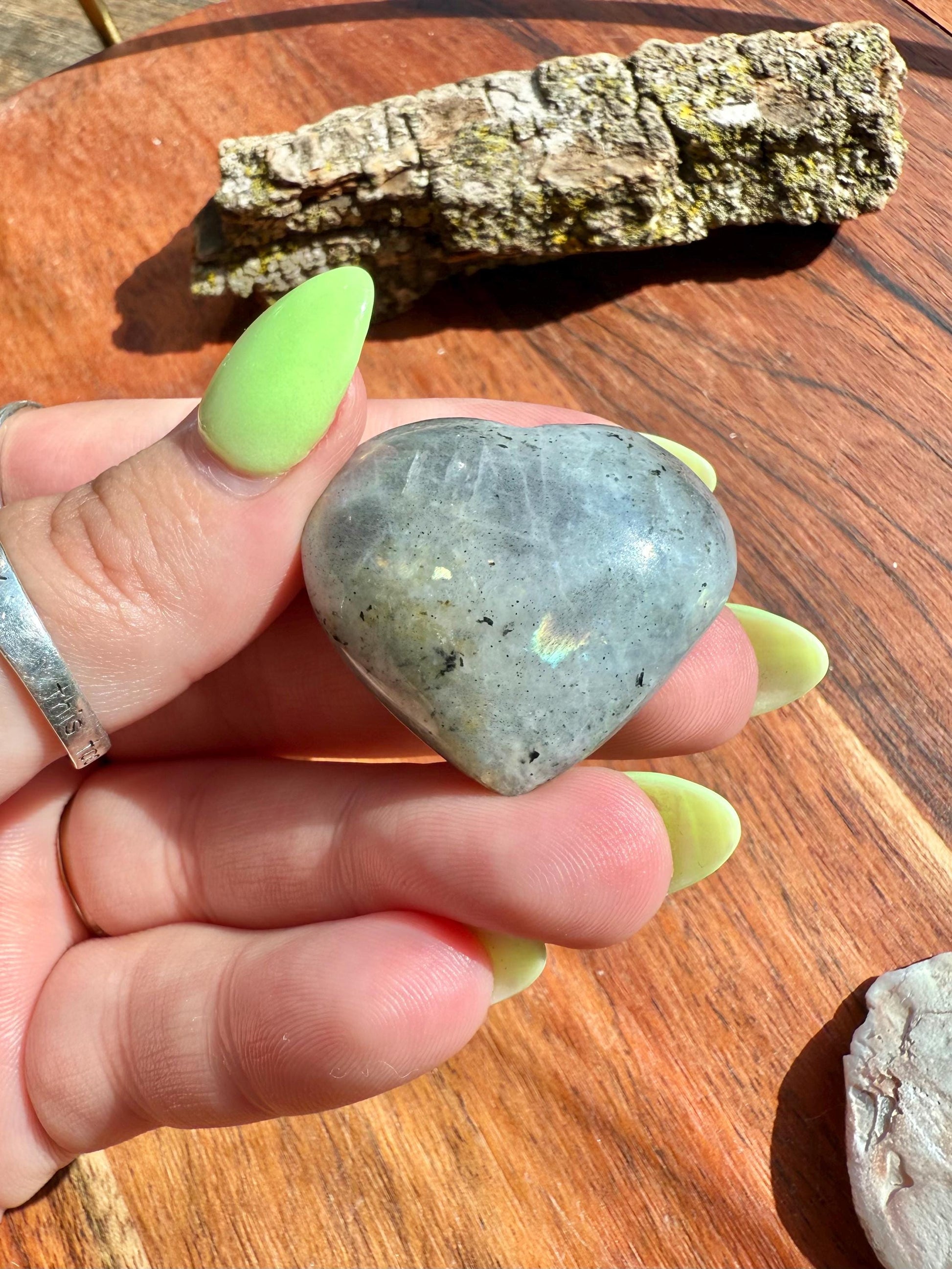 Rainbow Flash Labradorite Heart (Small)