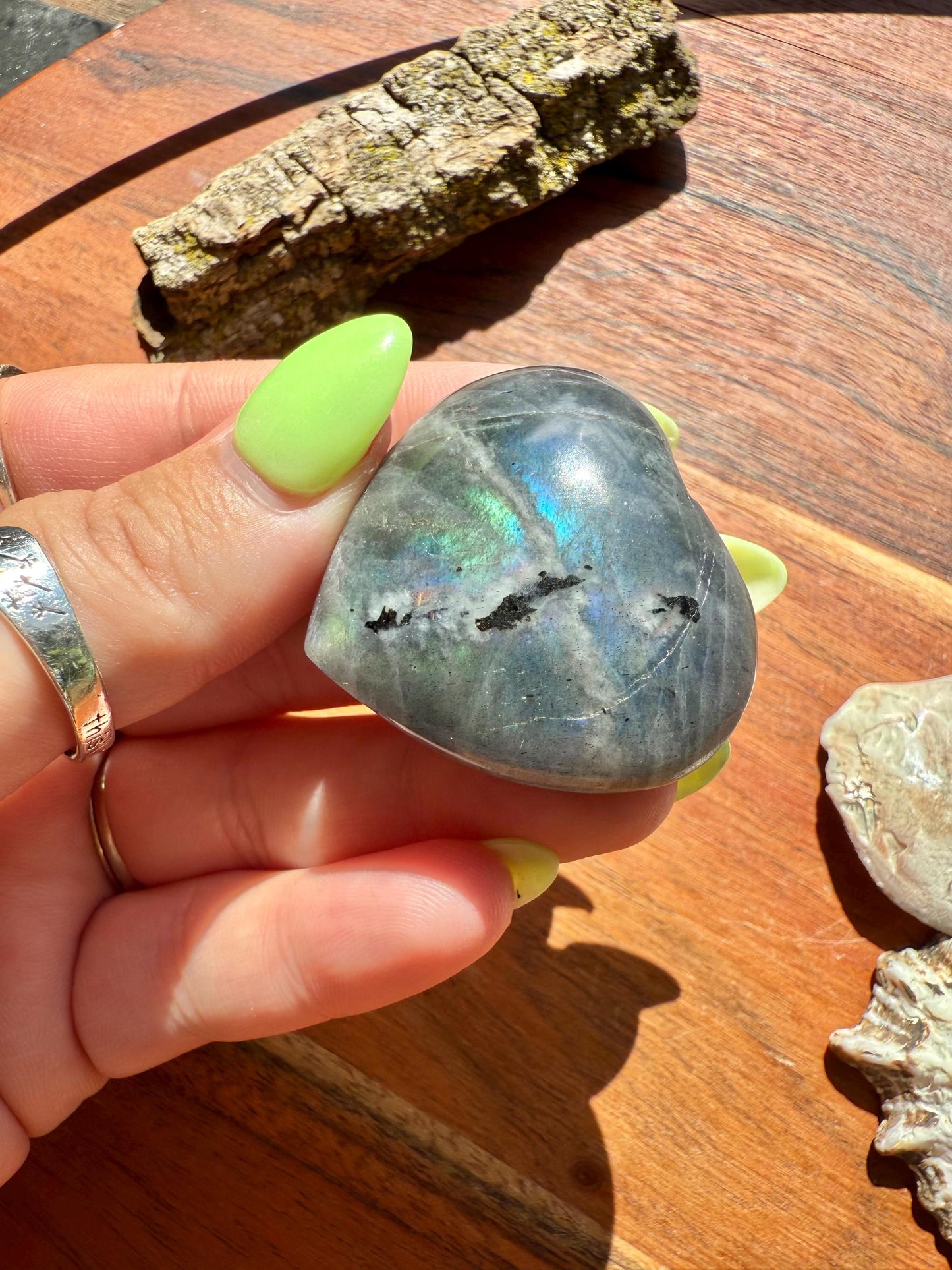 Rainbow Flash Labradorite Heart (Small)