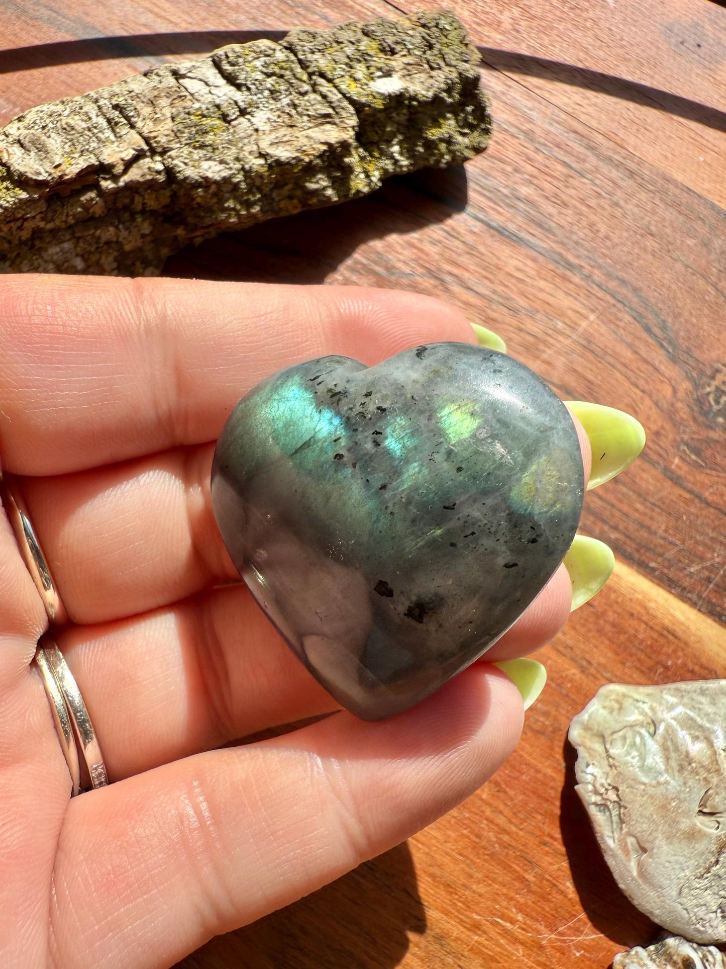 Blue Green Flash Labradorite Heart (Small)