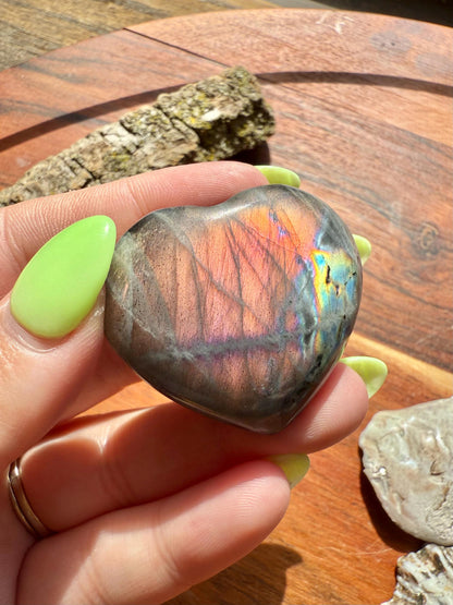 Rainbow Flash Labradorite Heart (Small)