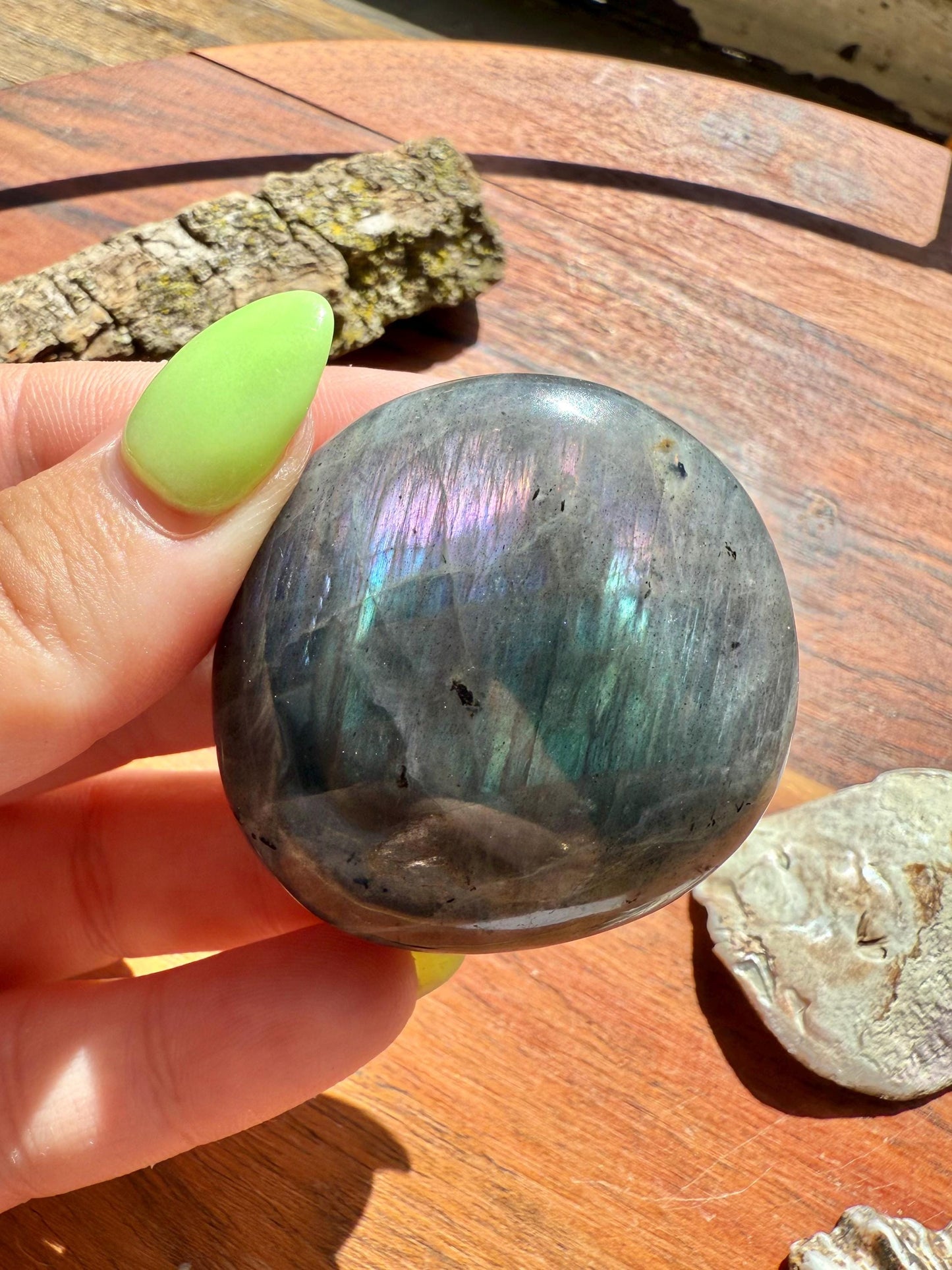 Flashy Labradorite Tumble (Extra Large)