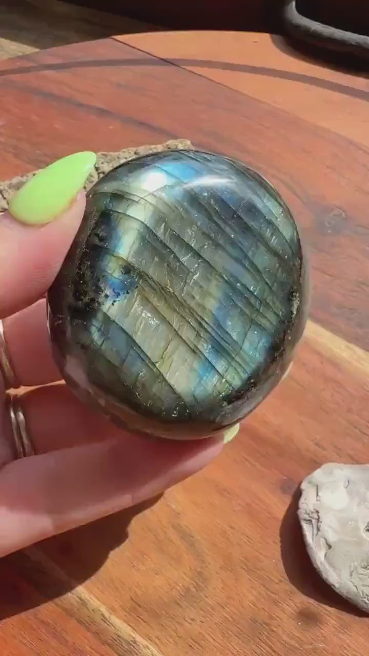Flashy Labradorite Palm Stone