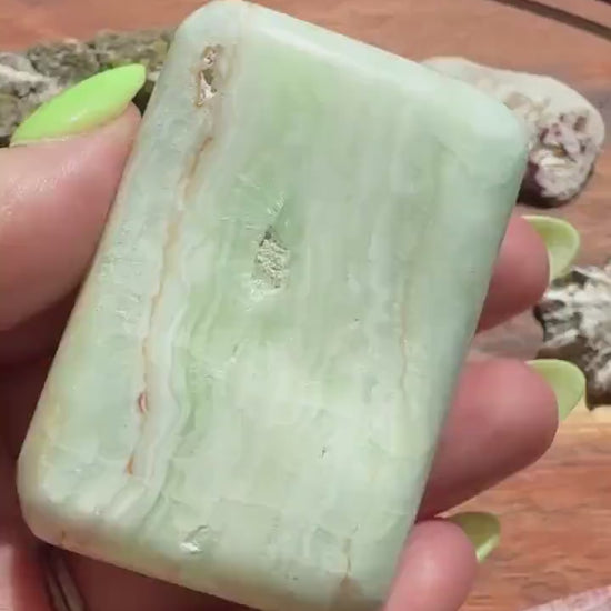 Caribbean Calcite Palm Stone |