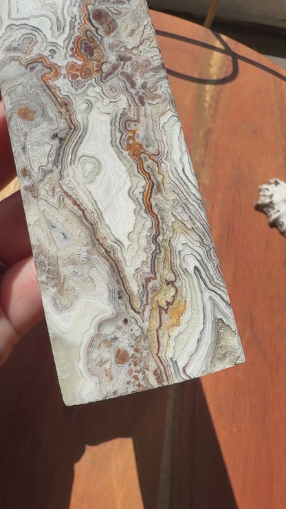 CRAZY LACE AGATE TOWER