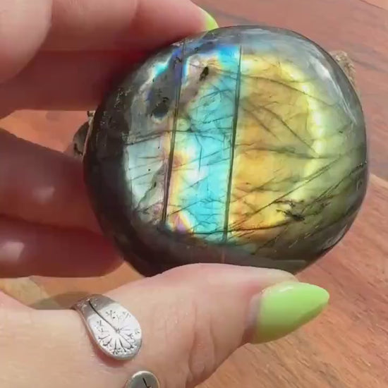 Flashy Labradorite Palm Stone