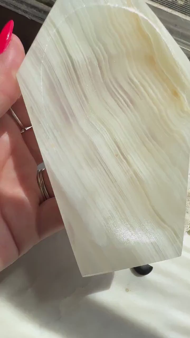 Banded Onyx Coffin Dish