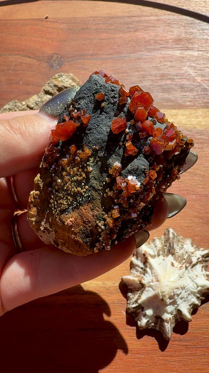VANADINITE + MAGANESE