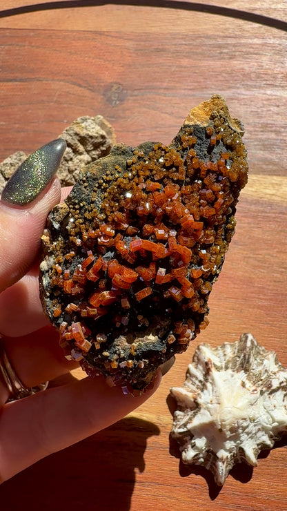 VANADINITE + MAGANESE
