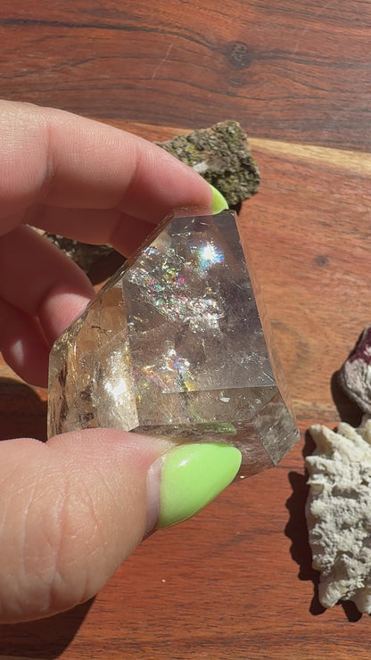 HIGH QUALITY SMOKY QUARTZ POINT FROM BRAZIL