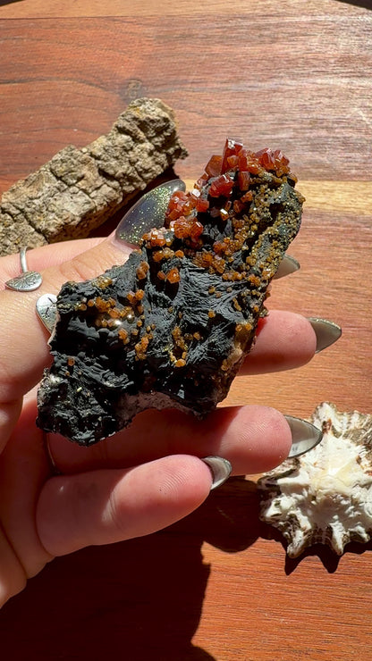 VANADINITE + MAGANESE