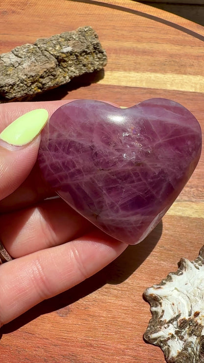 PURPLE ROSE QUARTZ HEART