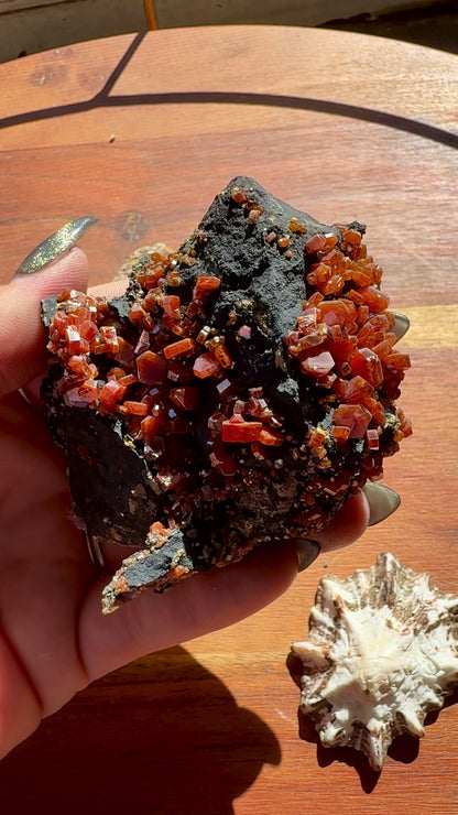 VANADINITE + MAGANESE