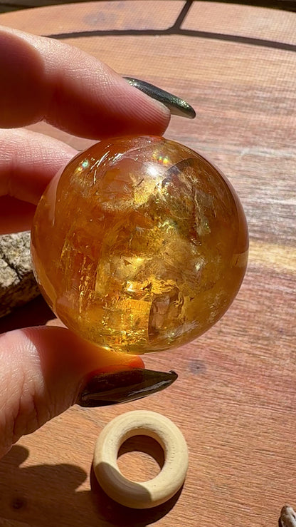 HIGH QUALITY OPTICAL HONEY CALCITE SPHERE