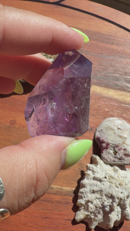 HIGH QUALITY AMETHYST POINT FROM BRAZIL