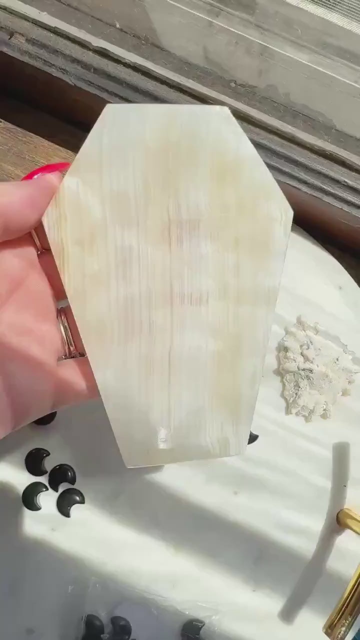 Banded Onyx Coffin Dish