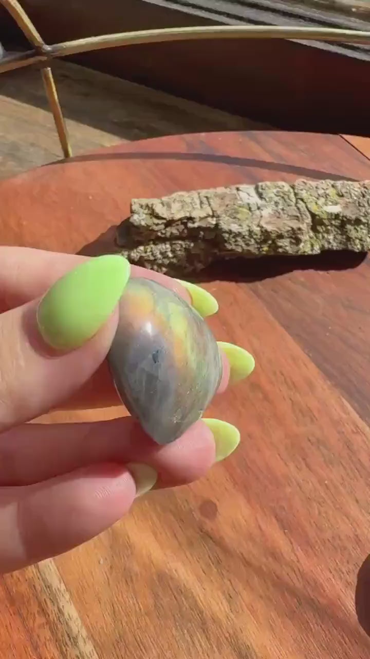 Flashy Labradorite Heart (Small)