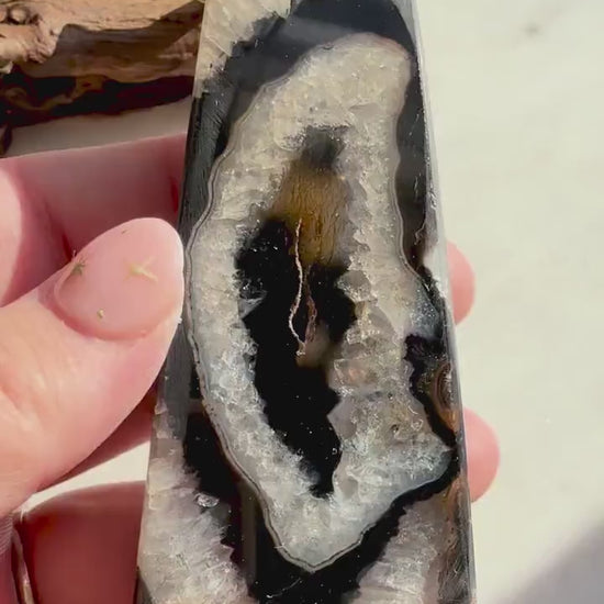 Black Agate Tower || Agate Slice || Agate Tower || Crystal Tower || Crystal Carving