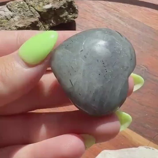 Flashy Labradorite Heart (Small)
