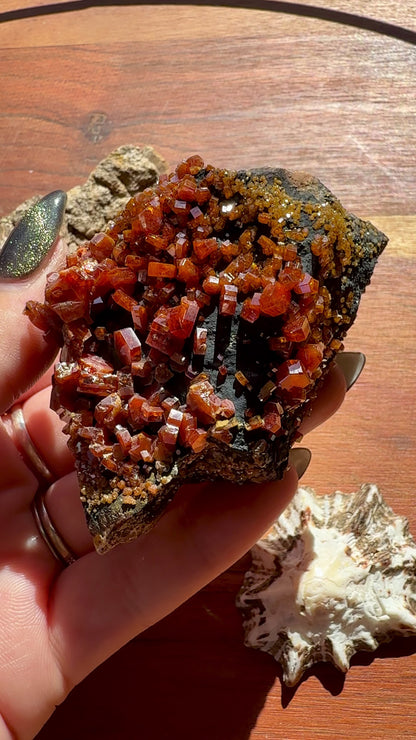 VANADINITE + MAGANESE