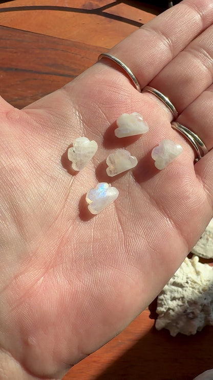 MINI RAINBOW MOONSTONE CLOUD CARVING [QTY. 1]