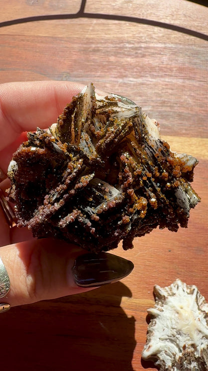 BARITE, MAGANESE + VANADINITE