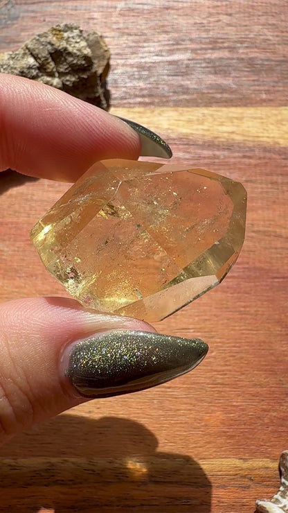 HIGH QUALITY GENUINE CITRINE FREEFORM