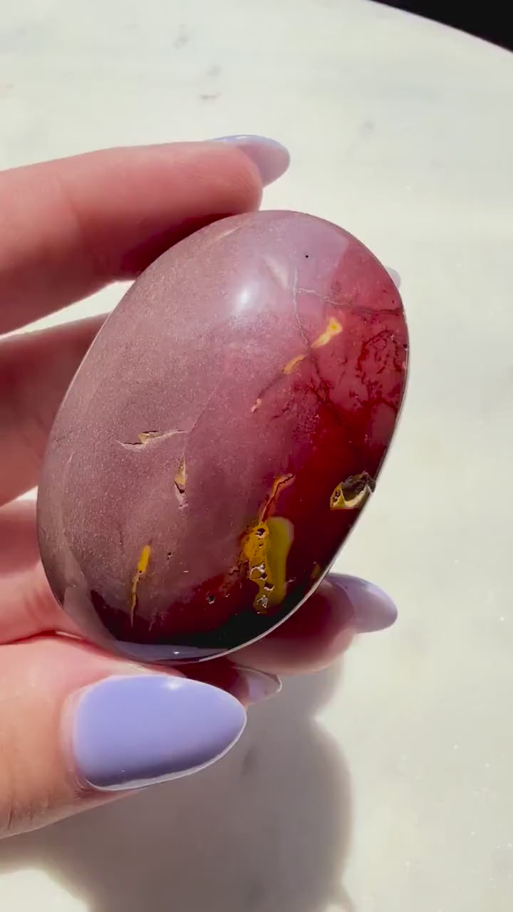 Mookaite Palm Stone || Mookaite Crystal Palm Stone || Gift for Crystal Lover || Grounding Crystal || Confidence Crystal || Crystal Gift