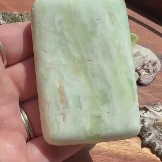 Caribbean Calcite Palm Stone |