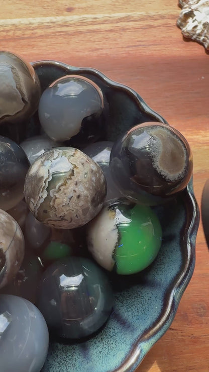 MINI VOLCANO AGATE SPHERE [QTY. 1]