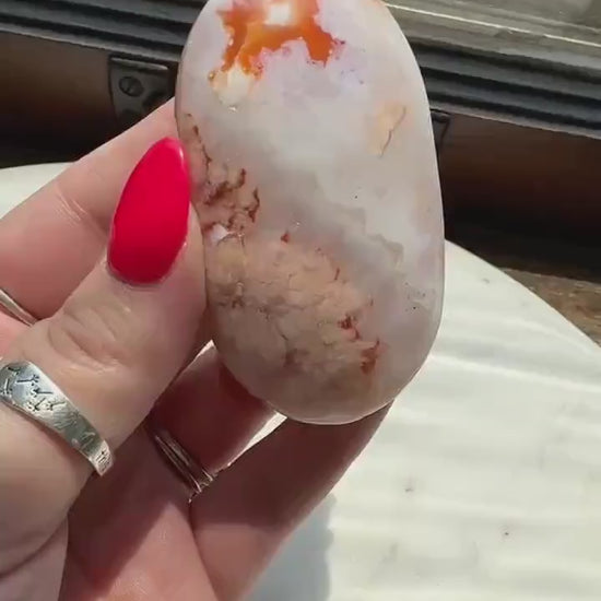Carnelian Flower Agate Palm Stone